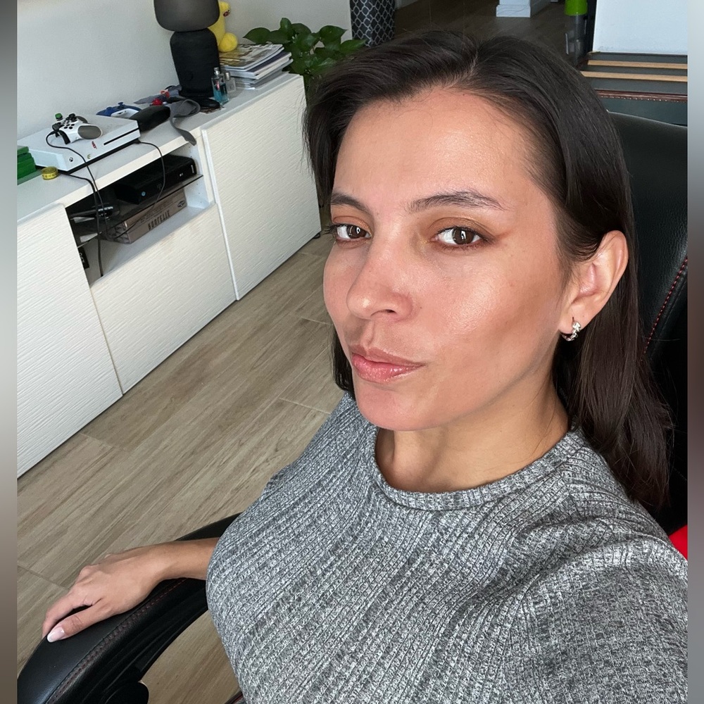Meet your Posher, Johana
